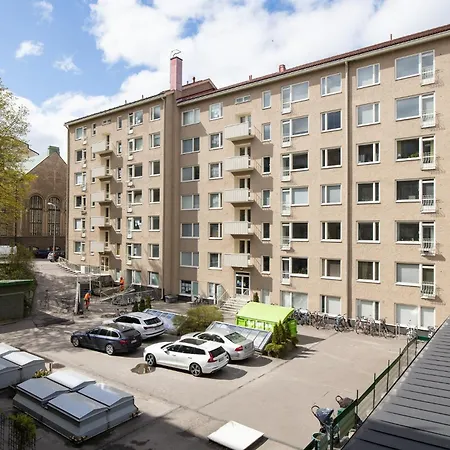 Family & Baby Ready Hideaway Apartment *